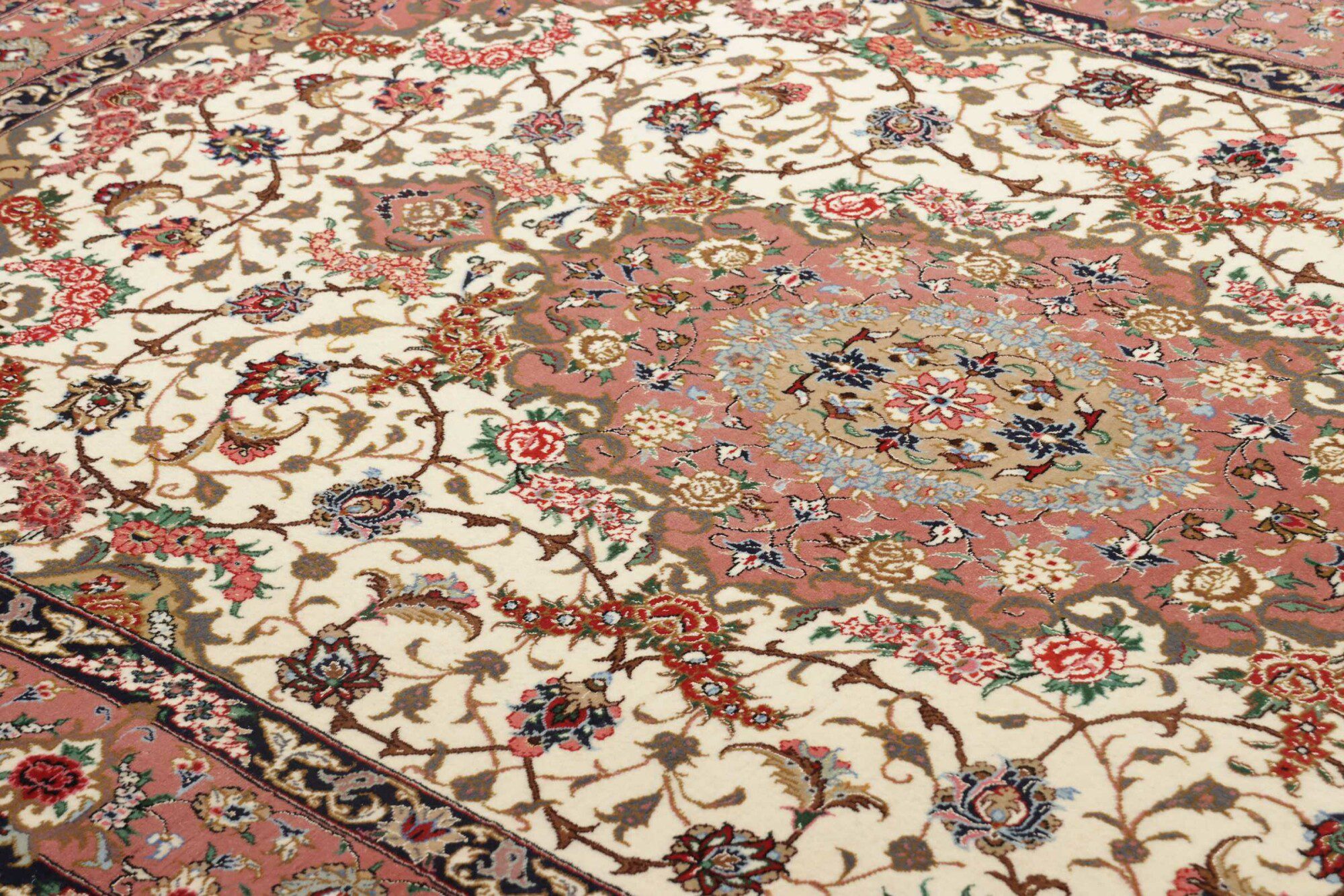 Ilaam 194X131 Cm - Image 8