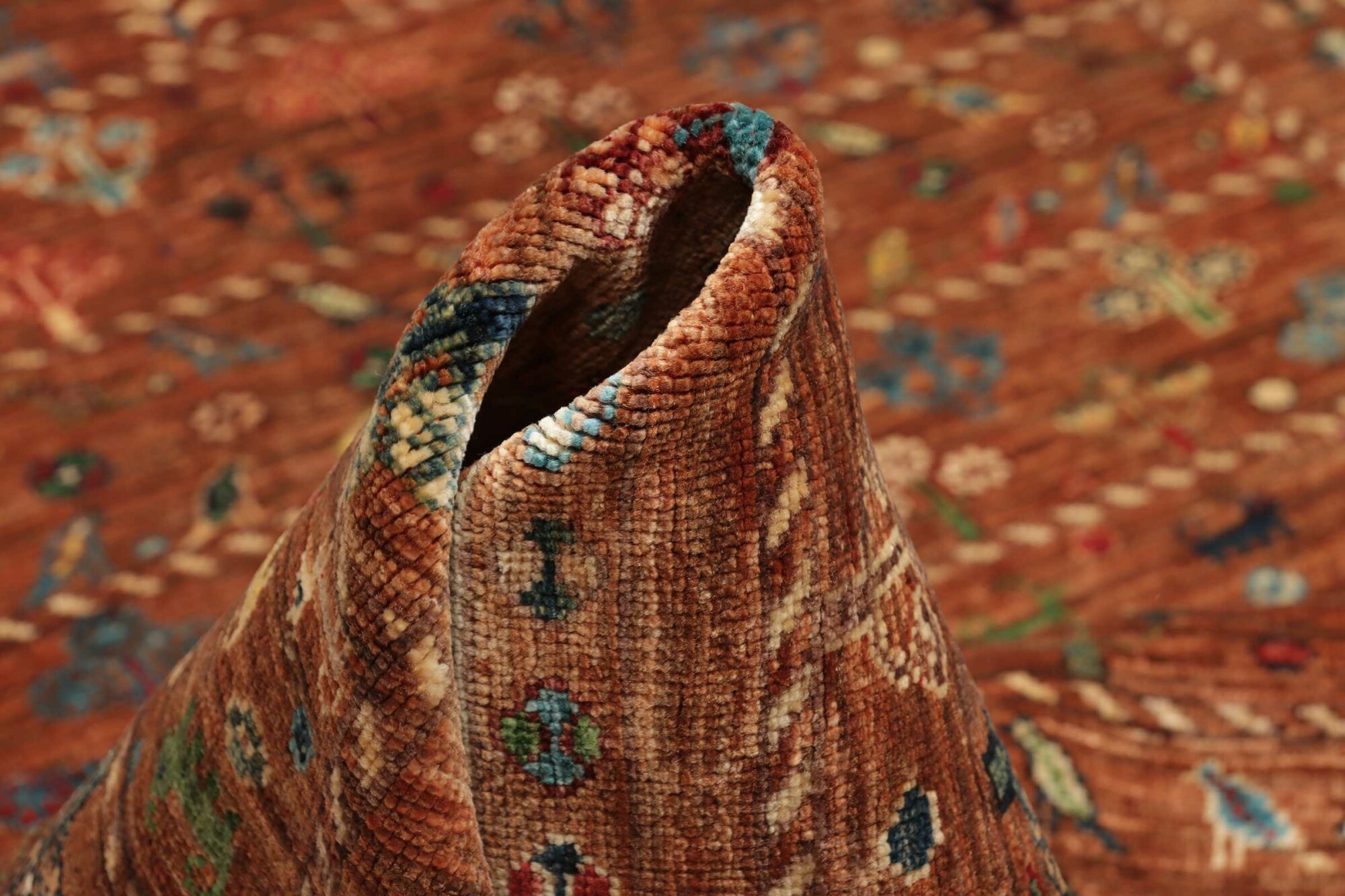 Rubin 237X168 Cm - Image 9