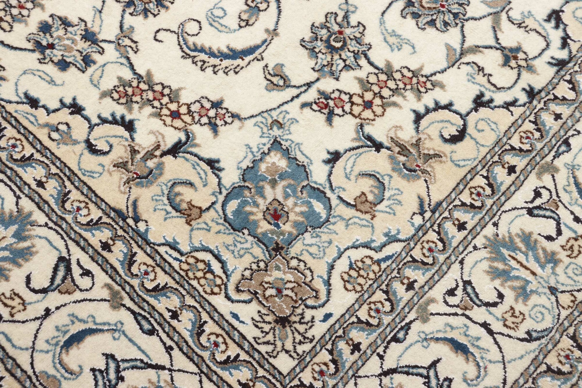 Nain Kashmar 300X195 Cm - Image 6