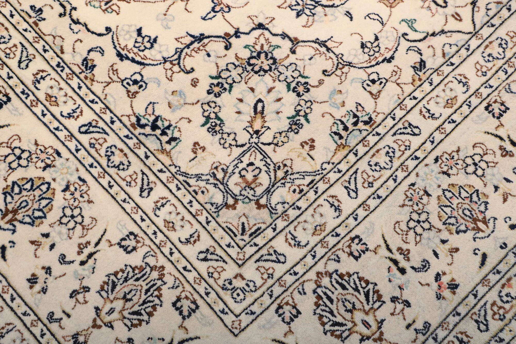Kashan 300X200 Cm - Image 6